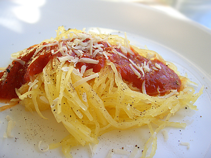 spaghetti squash noodles with meat sauce