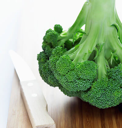 Broccoli on a cutting board